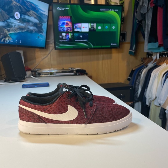 Nike SB Portmore II Ultralight (Kids) Size 4y- 905211-004 Red/Black - Picture 5 of 6